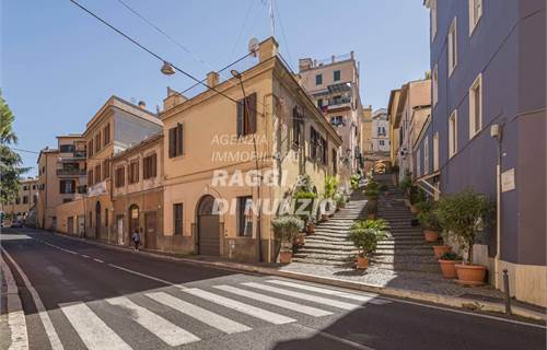 Appartamento In Vendita a Frascati